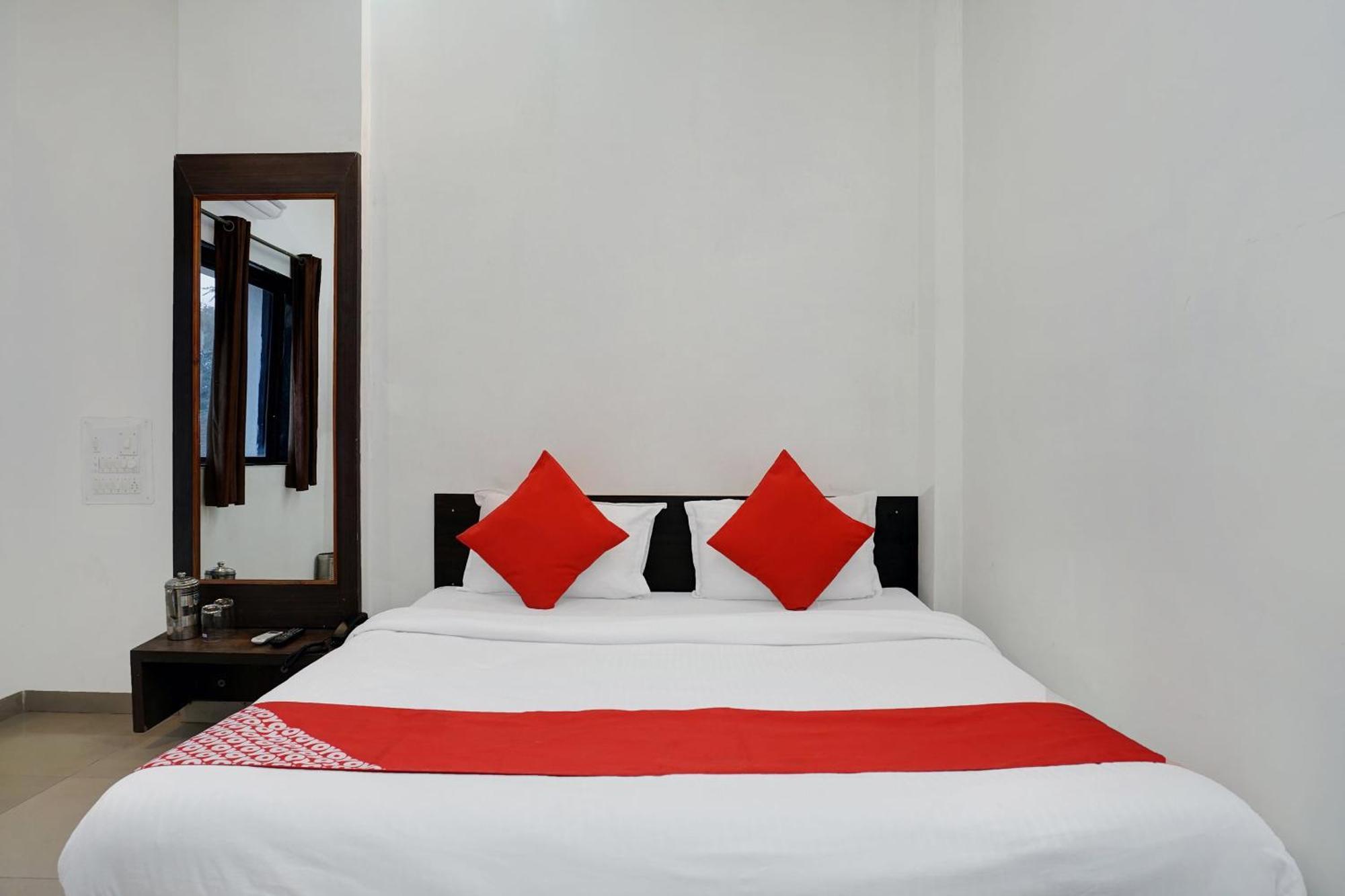 Super Hotel O Shirdi Sai Inn ภายนอก รูปภาพ